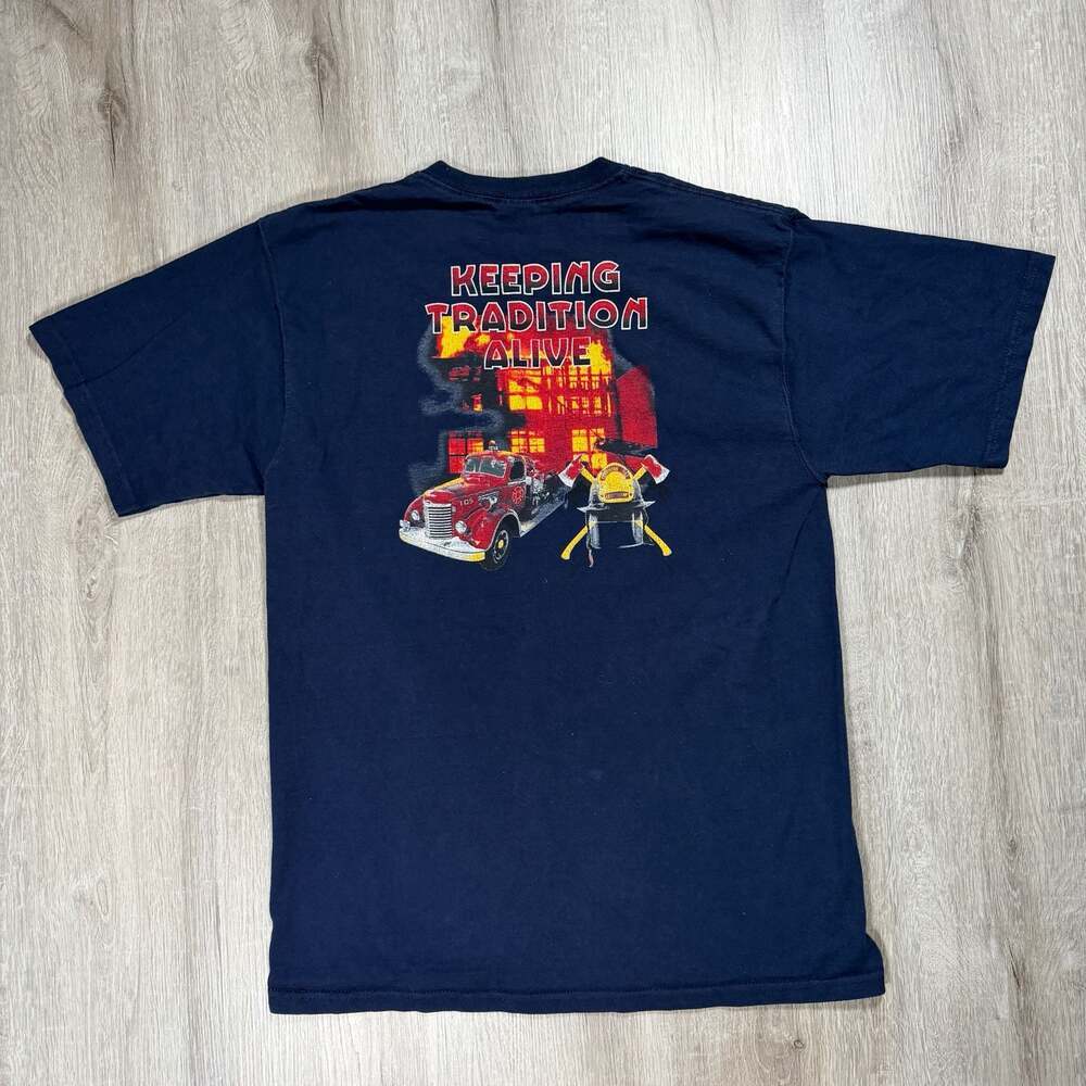 Mens Vintage City of Edmonton Firefighter Graphic T-Shirt